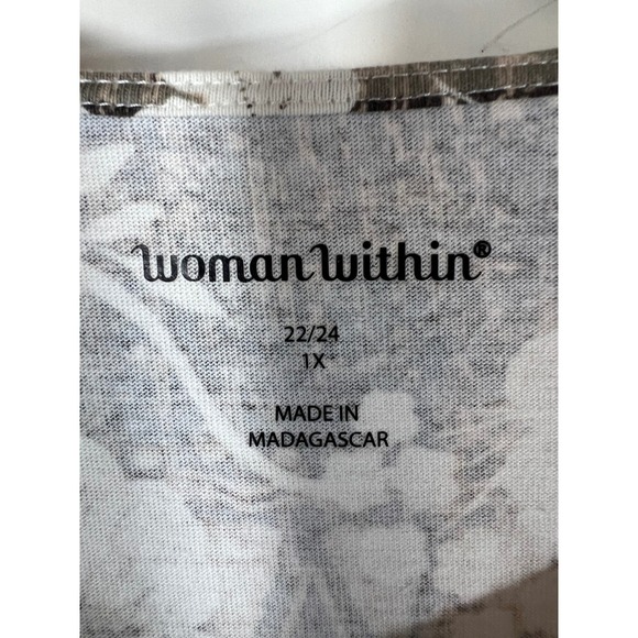 Woman Within Floral Batik Tunic Top Womens 1X 22/24 Black Beige 3/4 Slv V-Neck - Picture 4 of 7